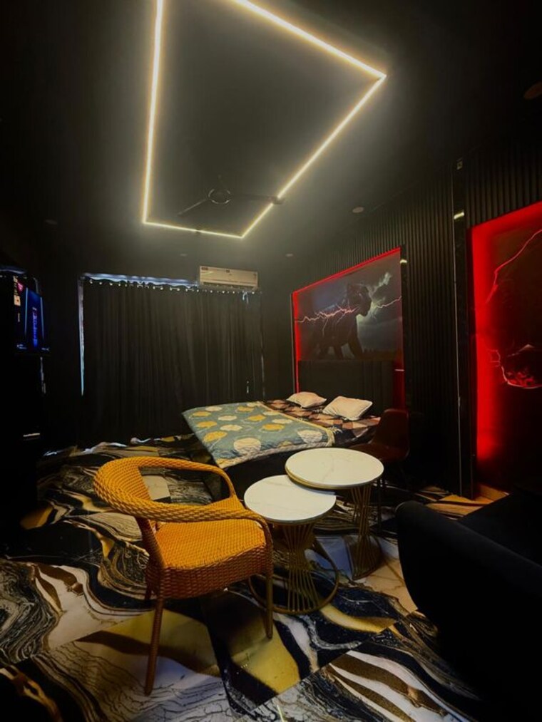 Living Room, gaur-city-center Studio 585 Sq.Ft. Apartment In Sector 4 Greater Noida Greater Noida 10215124