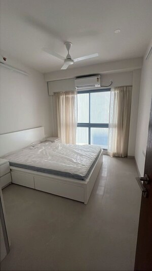 Room in 2 BHK Apartment at Adani Atelier Greens, Koregaon Park – for Rent
