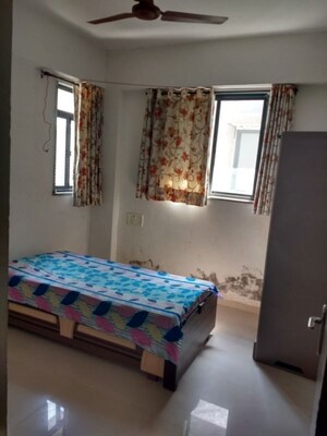 Bedroom in 3 BHK Apartment at Sector 21 – for Rent