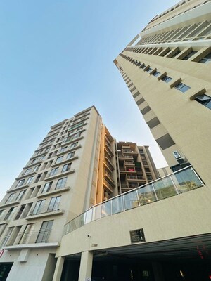 3 BHK Apartment For Rent in Kohinoor Courtyard One, Wakad