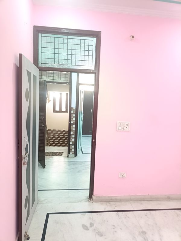 3.5 BHK + Pooja Room Builder Floor For Rent in Uttam Nagar West