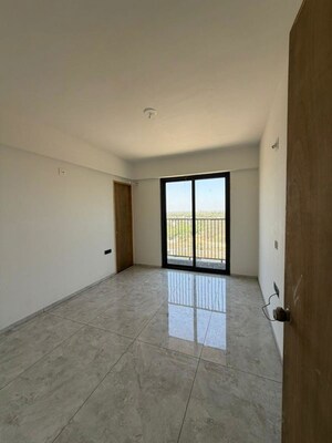 Room in 3 BHK Apartment at Randesan – for Rent