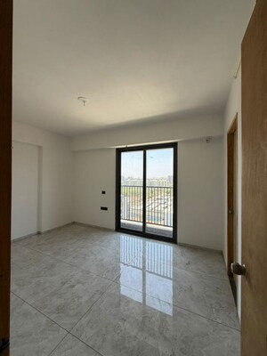 Room in 3 BHK Apartment at Randesan – for Rent