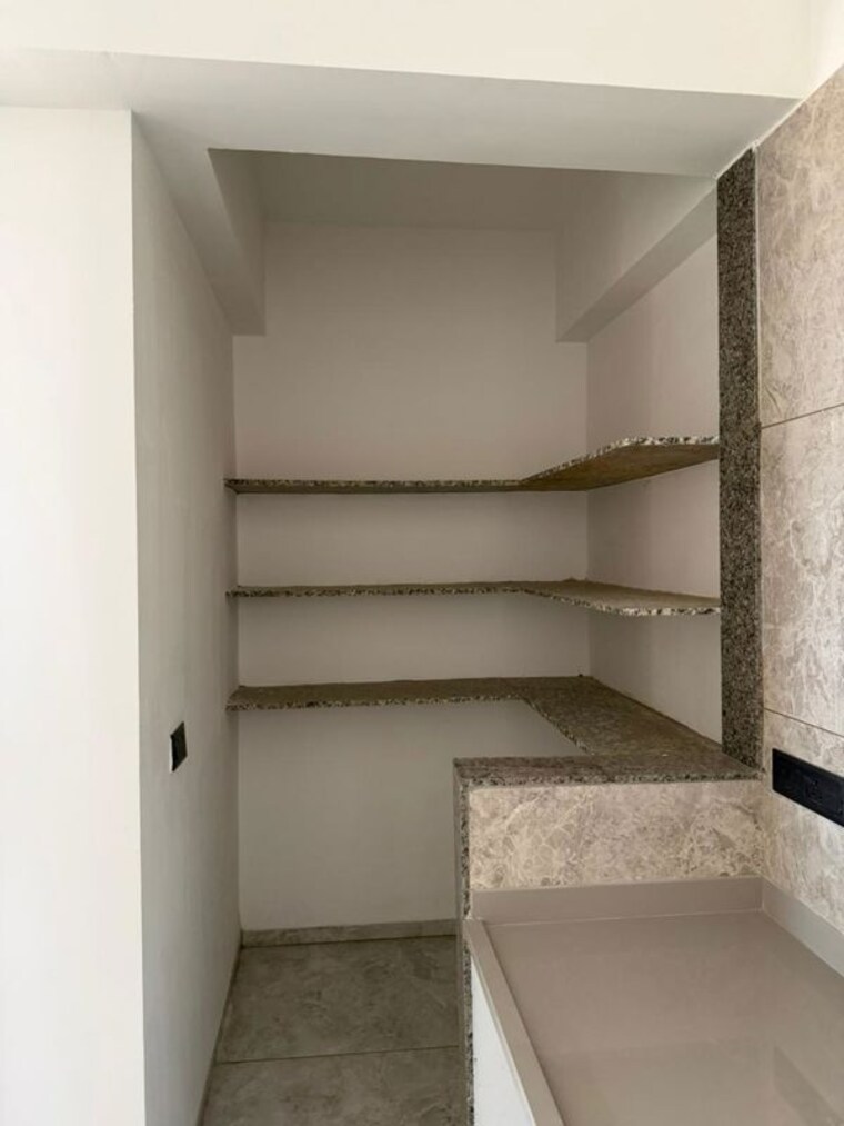 undefined, randesan 3 Bedroom 240 Sq.Yd. Apartment In Randesan Gandhinagar 10215182