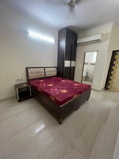 1 RkBuilder Floor For Rent in Ansal Sushant Shopping Arcade