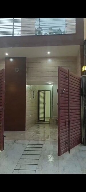 Bathroom in 2 BHK Independent House at Omicron Ii Greater Noida – for Sale