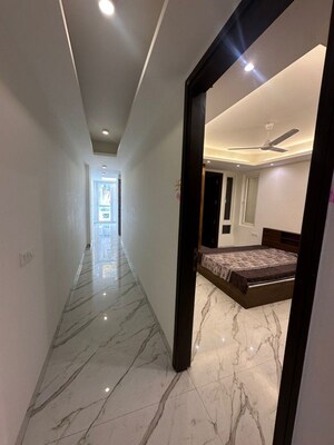 2 BHK Builder Floor For Rent in Saket