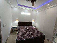 1 RkApartment For Sale in Tulip White
