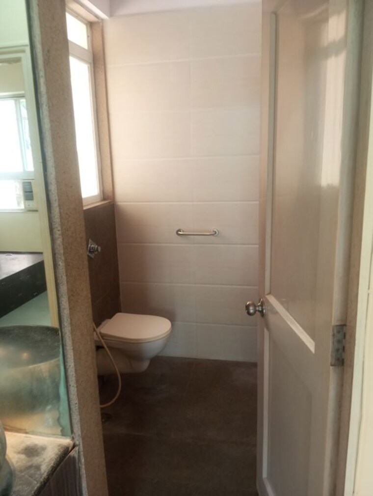 Bathroom, vijay-residency-phase-iii 2 Bedroom 700 Sq.Ft. Apartment In Kavesar Thane 10215315