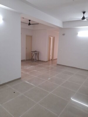 3 BHK Apartment For Rent in Ajnara Homes, Sector 16b Greater Noida
