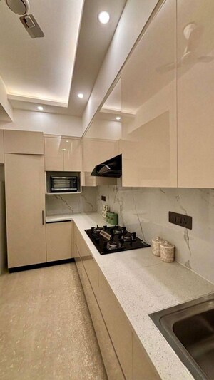 Master Bedroom in 2 BHK Apartment at Saket – for Rent