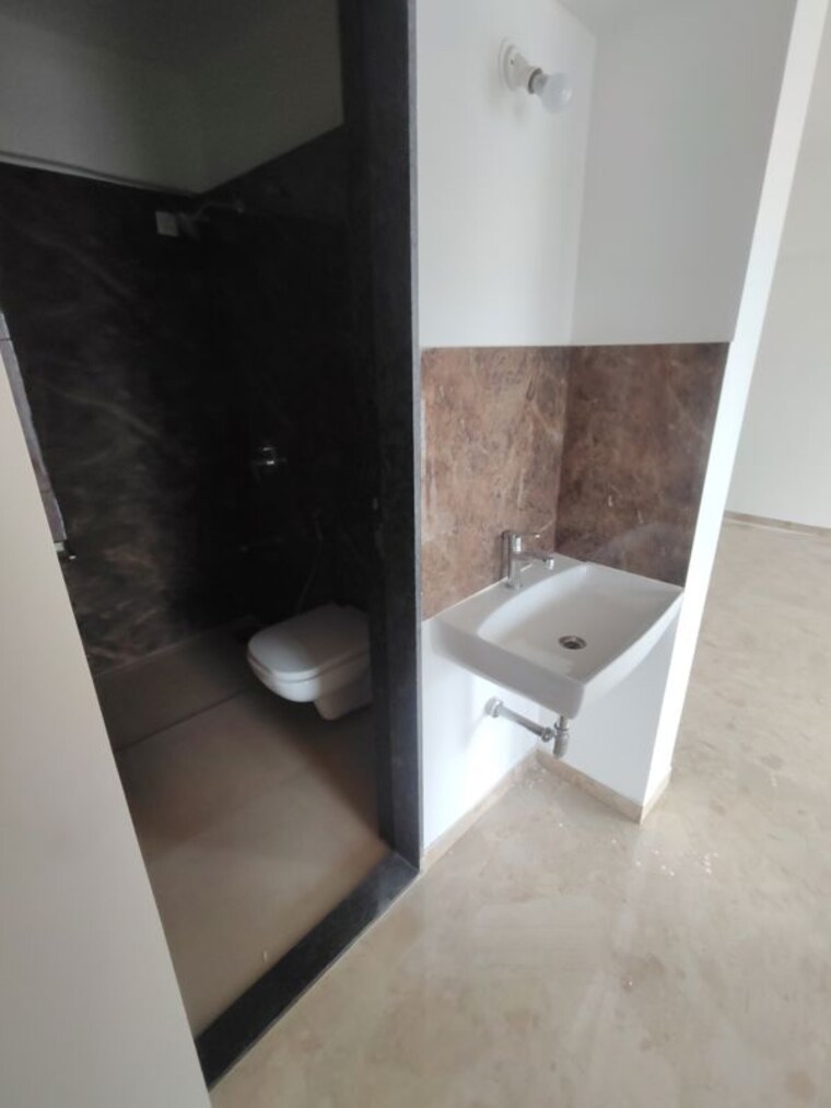Bathroom, krishna-aviro 2 Bedroom 698 Sq.Ft. Apartment In Mohammadwadi Pune 10215336
