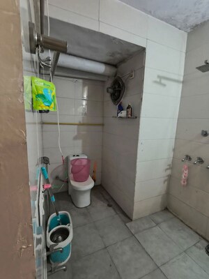 Bathroom in 2 BHK Builder Floor at Pitampura – for Rent