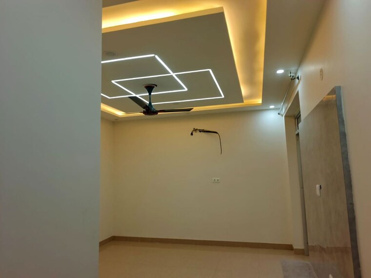 Room, sector 7 dwarka 3 Bedroom 1600 Sq.Ft. Apartment In Sector 7 Dwarka Delhi 10215335