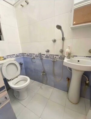 Bathroom in 2 BHK Builder Floor at Samaspur – for Rent
