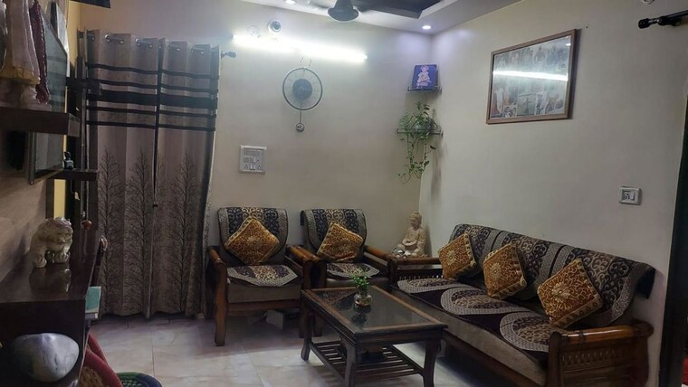 Living Room, rohini 2 Bedroom 800 Sq.Ft. Builder Floor In Rohini Delhi 10215498