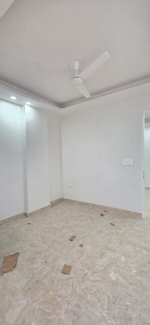 1 BHK Builder Floor For Rent in Saket