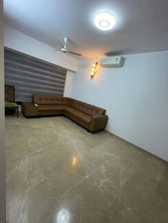 2 BHK + Servant Room Apartment For Sale in Godrej The Trees