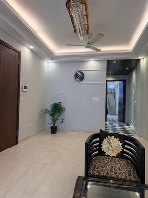 Parking in 3 BHK Builder Floor at East Of Kailash – for Sale