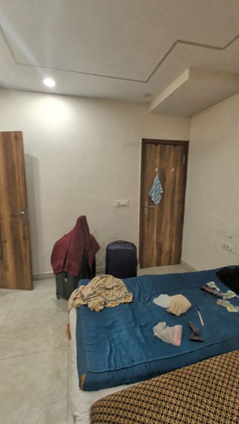 Living Room, pitampura 3 Bedroom 1200 Sq.Ft. Builder Floor In Pitampura Delhi 10215534