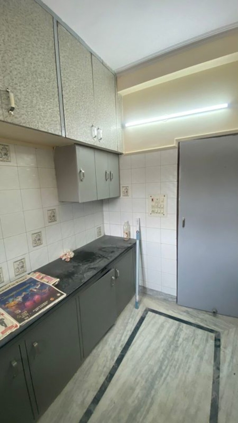 Kitchen, pitampura 2 Bedroom 1000 Sq.Ft. Builder Floor In Pitampura Delhi 10215553