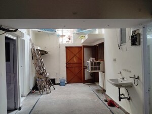 Living Room in 3 BHK Builder Floor at Green Park – for Rent