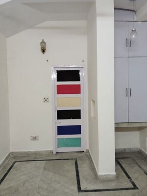 Bathroom in 3 BHK Builder Floor at Green Park – for Rent