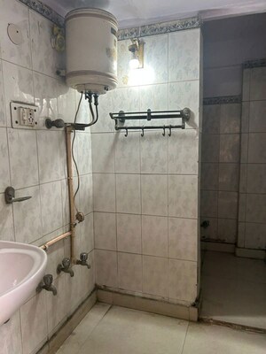 Bathroom in 3 BHK Builder Floor at Green Park – for Rent