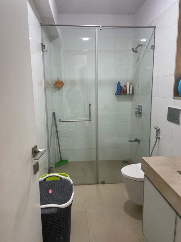 Bathroom, godrej-the-trees 2 Bedroom 1000 Sq.Ft. Apartment In Vikhroli East Mumbai 10215528