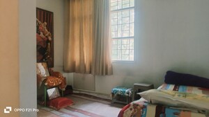 Living Room in 3 BHK Builder Floor at Unitech South City II, Sector 50 – for Sale