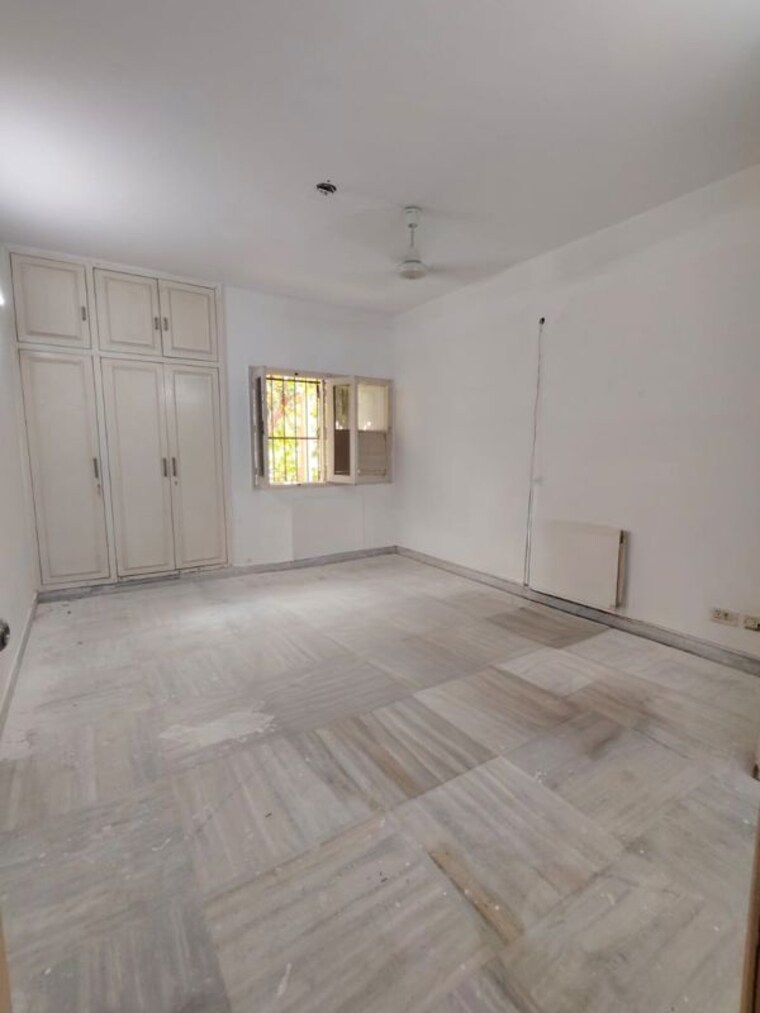 Room, greater kailash i 4 Bedroom 3420 Sq.Ft. Builder Floor In Greater Kailash I Delhi 10215612