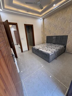 5 BHK Builder Floor For Sale in Vipul World Plots