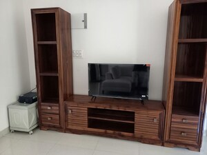 Furnished Amenities in 2 BHK Apartment at Oxel – for Rent