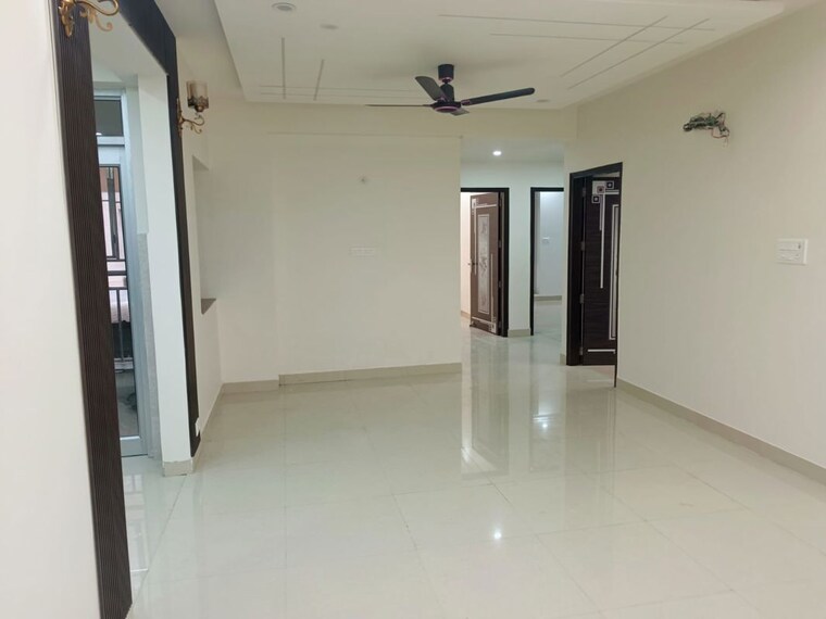 Room, dwarka 3 Bedroom 1700 Sq.Ft. Apartment In Dwarka Delhi 10215623