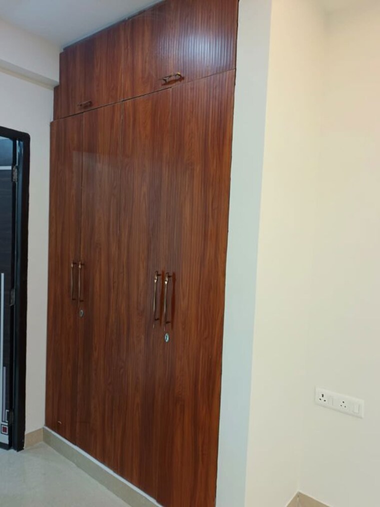 undefined, dwarka 3 Bedroom 1700 Sq.Ft. Apartment In Dwarka Delhi 10215623