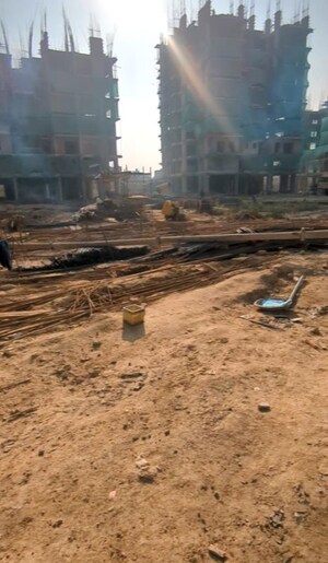 Plot Area in 3 BHK Apartment at Uninav Residena, Raj Nagar Extension – for Sale
