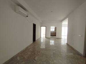 Building Lobby in 4 BHK Builder Floor at SS Linden, Sector 84 – for Rent