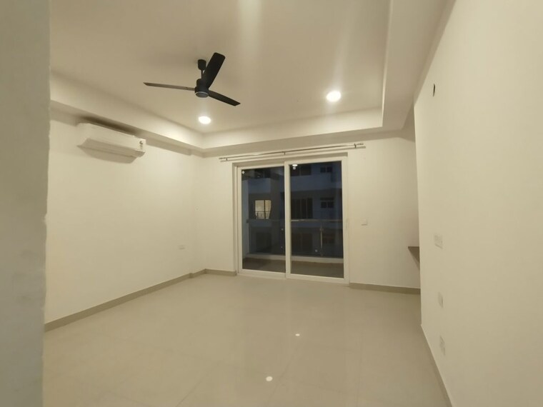 Room, ss-linden 4 Bedroom 2700 Sq.Ft. Builder Floor In Sector 84 Gurgaon 10215667
