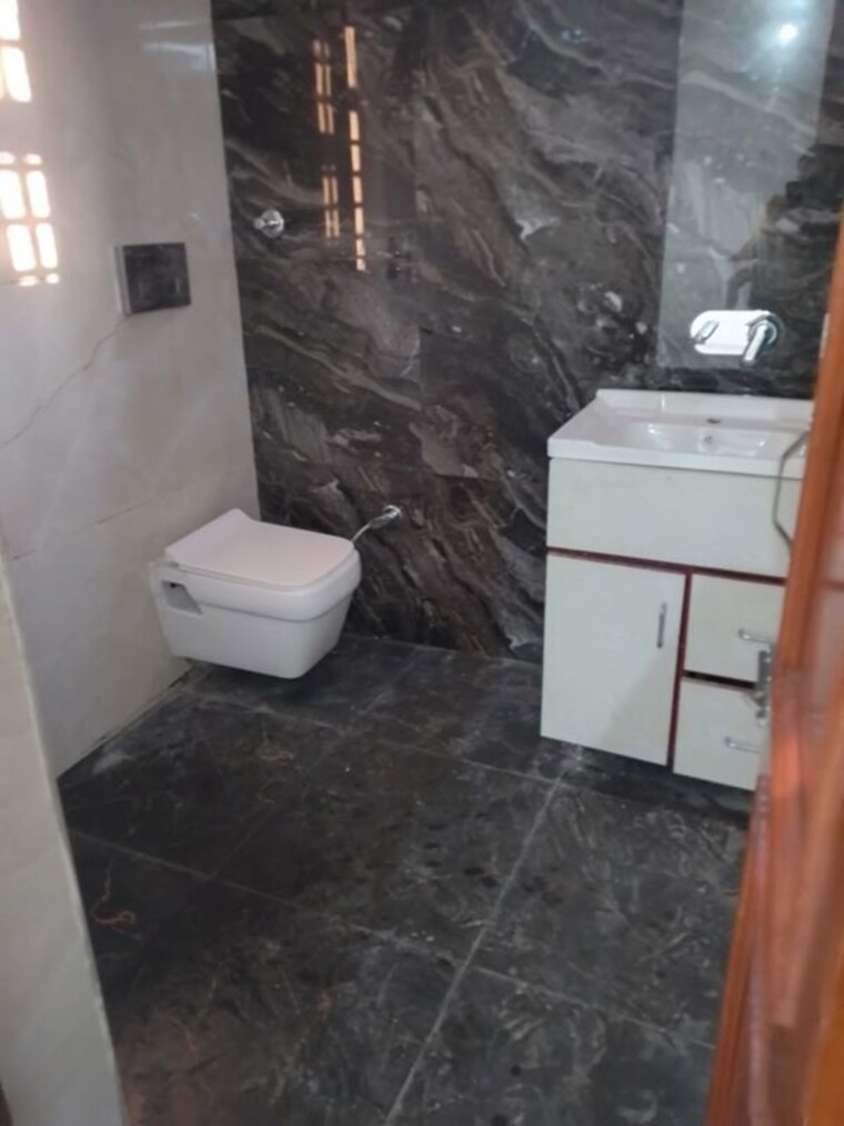 Bathroom, kharar 3 Bedroom 1100 Sq.Ft. Villa In Kharar Mohali 10055102