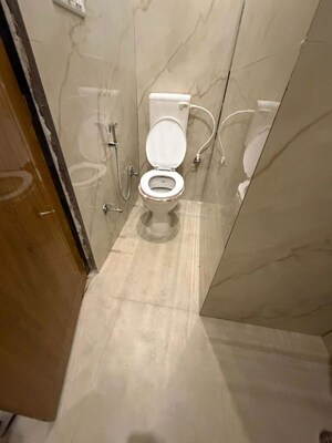 Bathroom in 2 BHK Builder Floor at Gomti Nagar – for Rent