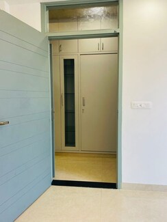 3.5 BHK + Servant Room Apartment For Rent in FS Realty The Crest