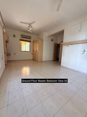 Room in 3 BHK Independent House at Gaikwad Avenue, Aundh – for Rent