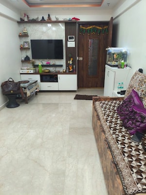Parking in 1 BHK Apartment at Vile Parle East – for Rent