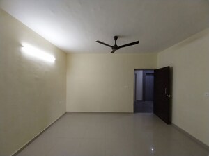 Room in 3 BHK Apartment at Pyramid Altia, Sector 70 – for Rent
