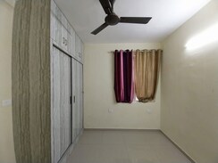 3 BHK + Extra Room Apartment For Rent in Pyramid Altia