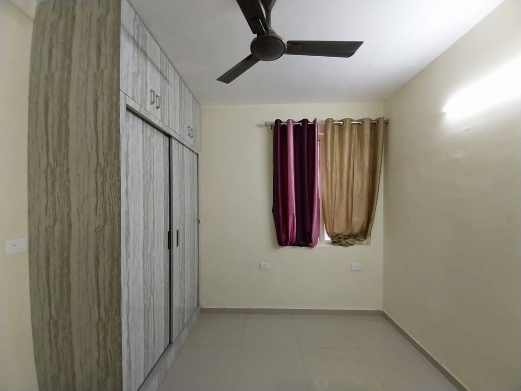 3 BHK + Extra Room Apartment For Rent in Pyramid Altia