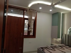 Furnished Amenities in 4 BHK Builder Floor at Dwarka – for Sale