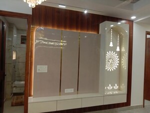 Furnished Amenities in 4 BHK Builder Floor at Dwarka – for Sale