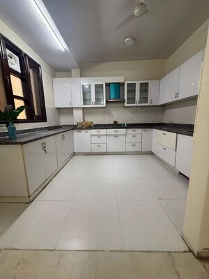 Kitchen in 3.5 BHK Builder Floor at South City 2 – for Rent