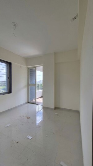 Room in 2 BHK Apartment at Shantai Classic, Ravet – for Rent